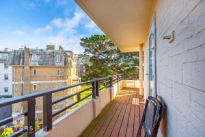 Photo 14- click for photo gallery